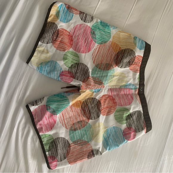 Women’s Roxy board shorts - Picture 3 of 4